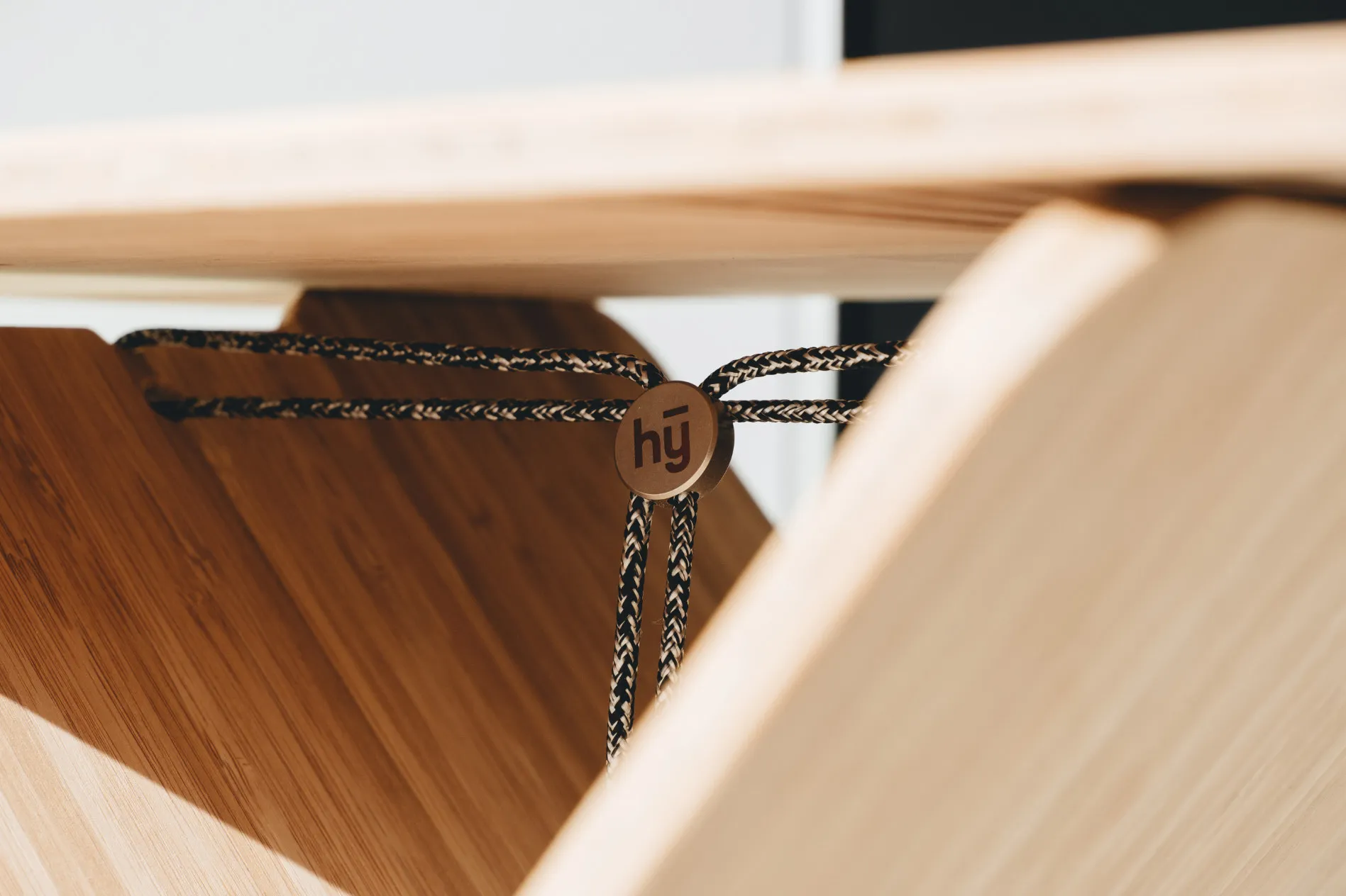 Close-up of the hydesk bamboo joint